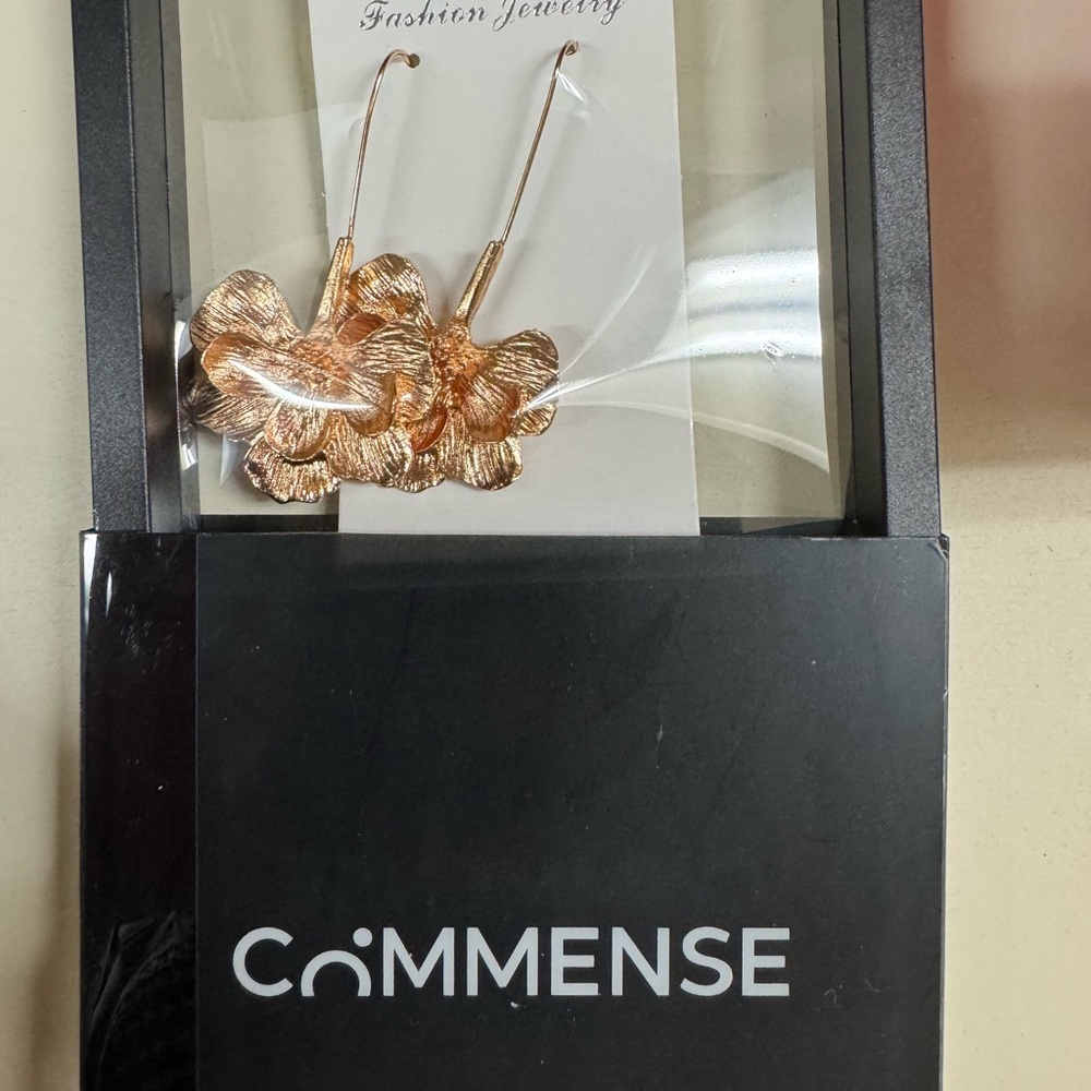 Commense Rose Gold Floral Drop Earrings